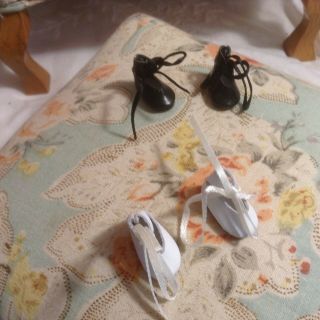 2 Pair Tiny (3/4 ") Vintage Leather Doll Shoes