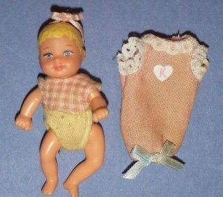 Vintage Barbie Doll Baby Happy Family 1998 Mattel Infant Krissy Blue Eyes Toys