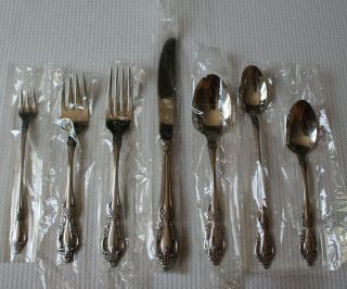 Oneida Hh Distinction Deluxe Raphael Stainless 7 Piece Place Setting -