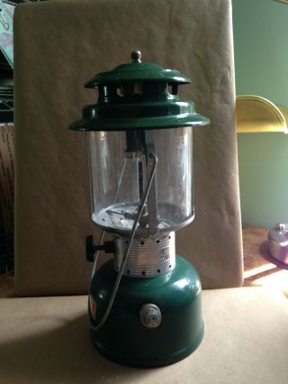 Vintage Green Coleman Lantern Double Mantle Model 220F 6 - 66 3