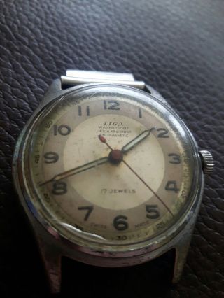 Vintage Liga Swiss Made 17 Jewels Watch.