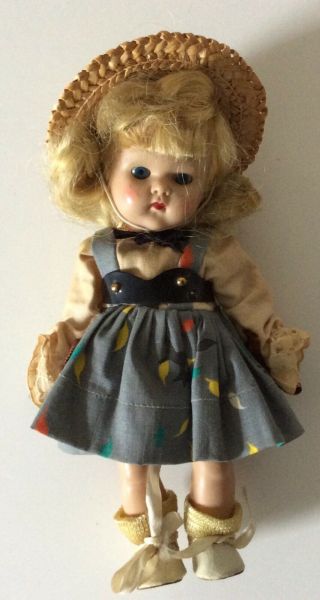 Charming Vintage Vogue Ginny Doll In Outfit W Hat