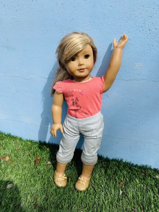 American Girl Doll Isabelle 18 Inch