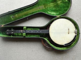 Antique 4 String 17 Fret Tenor Banjo With Case