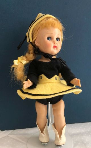 Vintage Vogue SLW Ginny Doll in a 1957 Tagged Complete Skating Outfit 3