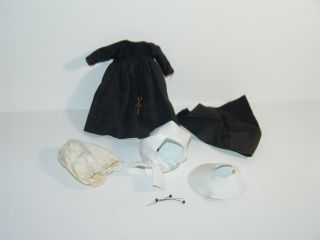 Estate Old Vintage Tagged Vogue Ginny Doll Nun Outfit W/ Cross 30