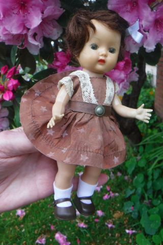 Vtg 1955 Nancy Ann Storybook Muffie Doll - Davy Crockett 940,  Bonus Outfit