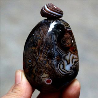 Exquisite Hand - carved Natural Banded Lace Silk Agate Snuff Bottle - Madagascar 5