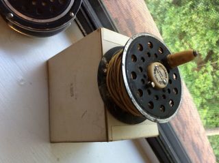 Old/Early Pfleuger Medalist 1494 1/2 Fly Reel W/Spare Spool Box Bottom 2