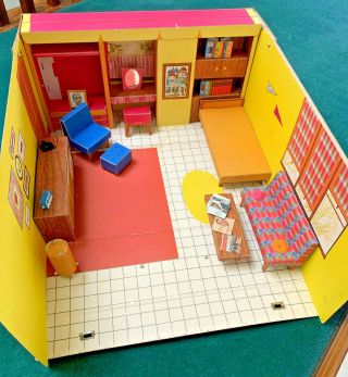 1962 Barbie Dream House With Furniture Number 816 -