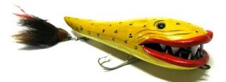 VINTAGE JOHN OMAN MUSKIE LURE WITH FACE LISTED CARVER FISH SPEARING DECOY MAKER 2