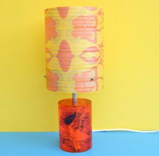 Vintage 1960s Shattaline Resin Table Lamp & Fibreglass Shade - Orange