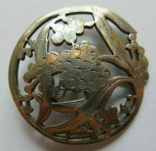 Large Antique Vtg Metal Openwork Picture Button Grapes On Vine (m)