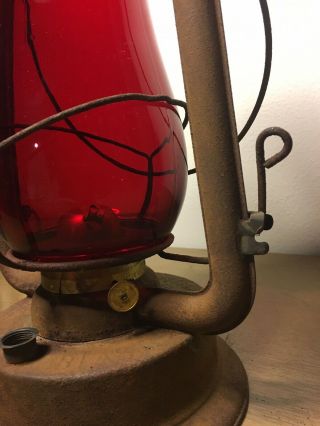 Antique CT Ham Mfg Co Rochester N.  Y.  No 2 Cold Blast Kerosene Lantern Red Globe 3