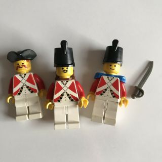 3x Vintage Lego Pirates Minifigures Red Coat Imperial Soldiers