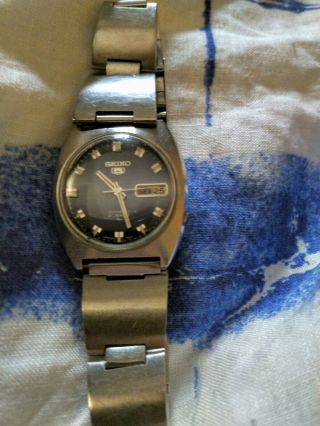 Vintage 1974 Seiko 5 21 Jewel Automatic With Day Of Week In English & Portuguese
