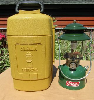 Coleman Model 200a Single Mantle Green Lantern Made May 1983 With Clamshell Case