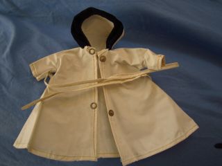 Vintage Vogue Jill 7550 White Raincoat with BELT & BAG Fits LMR & Jan Too 2