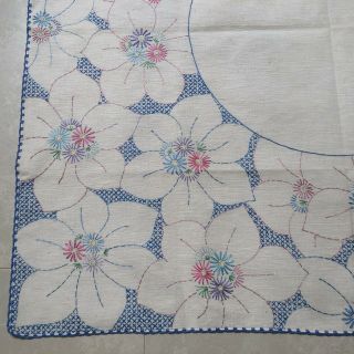 Gorgeous Vintage Hand Embroidered Linen Tablecloth 34”x35” 4