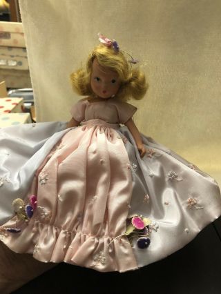 Nancy Ann Storybook Doll A Girl For August When Its Warm 194 No Tag
