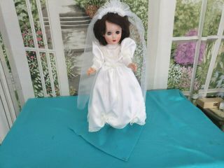 Vintage White Bride Dress & Veil For Miss Revlon Or Fashion 16 - 18 " Dolls