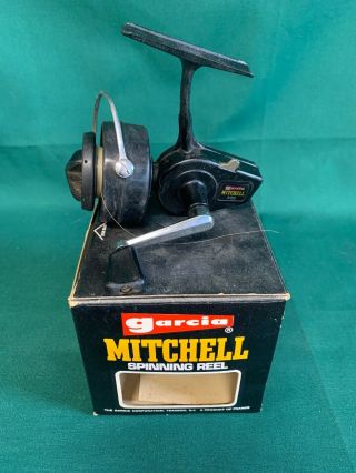 Vintage Garcia Mitchell 320 Spinning Reel