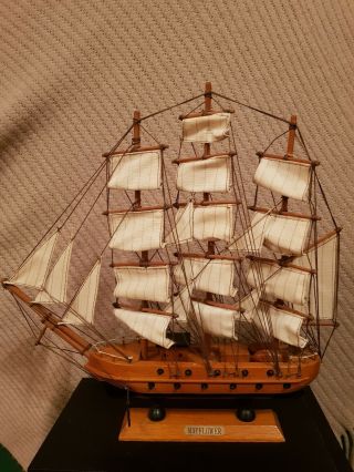 Model Mayflower Wooden Ship On Stand Made From Wood Home/pub Decor Collectable