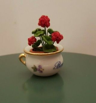 Dollhouse Miniature Vintage Limoges Chamber Pot And Handcrafted Geranium,  1:12