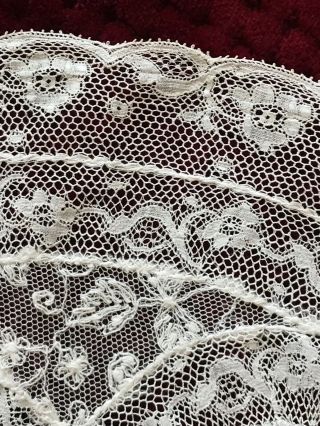 Gorgeous Antique Normandy Lace DOILY - Embroidery on linon & Valenciennes 21.  5 