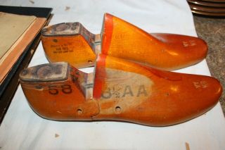 2 Vintage Wood Cobbler Shoe Forms 8 1/2 Aa Left And Right Foot Pair