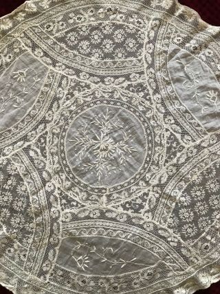 Gorgeous Antique Normandy Lace DOILY - Embroidery on linon & Valenciennes 26 