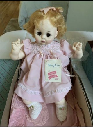 Vintage Madame Alexander Doll “pussy Cat” 5225 Box/clothes/tag.  Sweet