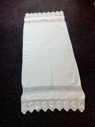 Vintage Linen Huckaback Towel With 12 Cm Hand Crochet Border