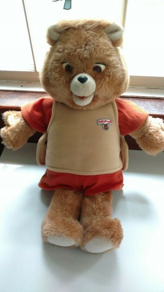Vintage Wow 1985 Teddy Ruxpin Bear W/ 10 Books/cassettes,  Map And 9 Play Figures