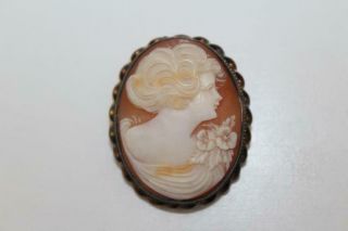 Antique 10k Gold Carved Cameo Portrait White/coral Brooch / Pin 7.  4g 1 1/4 " (r90