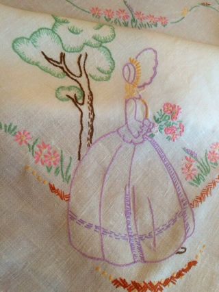 VINTAGE LINEN Large HAND EMBROIDERED TABLECLOTH PRETTY CRINOLINE LADIES 5