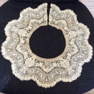 Antique Lace Collar Maltese Ivory Victorian