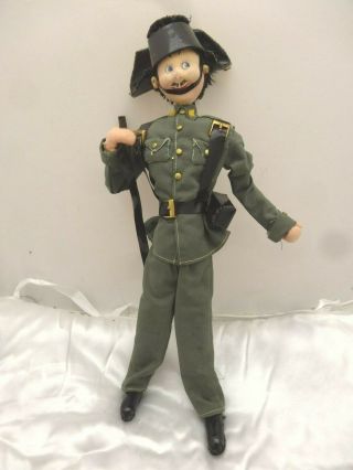 12 Vintage Klumpe Soldier Rare,  Minty,  Made In Spain