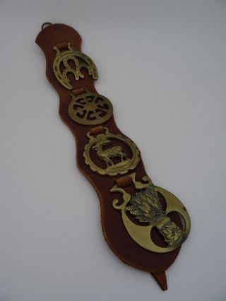 4 X Antique Horse Brass Made In England On Leather Strap Horseshoe Wheat Bushel