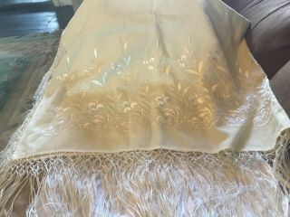 Antique Piano Shawl Fine Wool With Silk Embroidered Flowers &very Long Tasse
