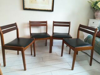 Lovely Retro Mid Century Teak Danish Style Dining Chairs (set Of 4)