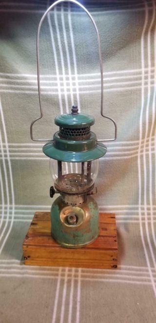 1946 Vintage Coleman 247 Scout Single Mantle Lantern Brass Fount.