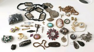 Antique & Vintage Mixed Costume Jewellery Cameo Joblot 1950s Brooches Earrings