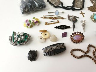 Antique & Vintage Mixed Costume Jewellery cameo Joblot 1950s Brooches earrings 8