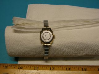 Vintage Bucherer Ladies Wristwatch mechanical winding keeps good time 1 5