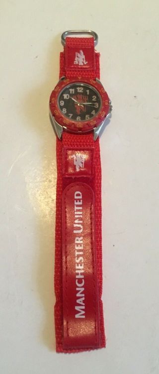 Manchester United Watch with Hologram Face Red Bezel Retro Vintage 1997 Release 4