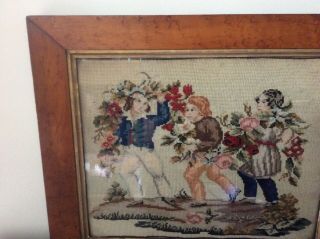 ANTIQUE 19th CENTURY EMBROIDERY TAPESTRY NEEDLEPOINT PICTURE IN MAPLE FRAME. 3