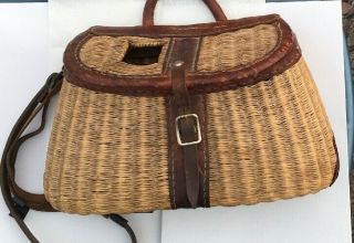 Vintage Antique Fisherman Trout & Fly Fishing Creel Wicker Basket With Leather.