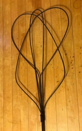 Antique/Vtg Twisted Wire Rug Beater Brown Wooden Handle Decorative Country Farm 3
