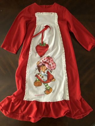 Vintage Strawberry Shortcake Child’s Nightgown Pajamas